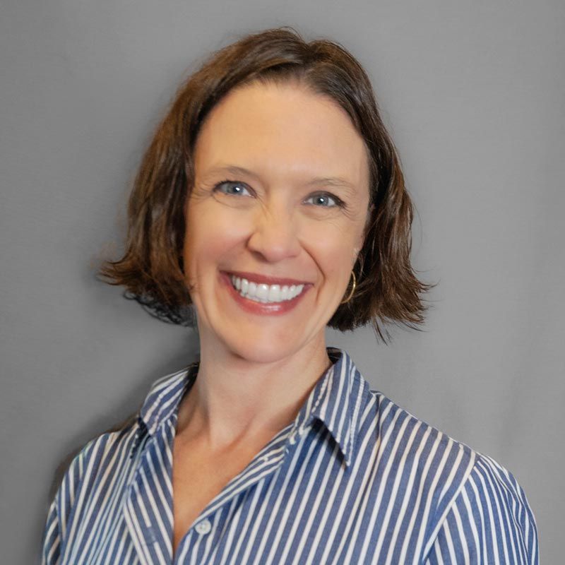 Analisa Schelle, Board Member